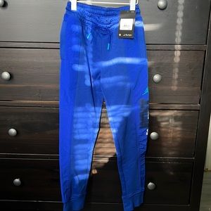 NIKE JORDAN KIDS SIZE SMALL SWEATPANTS SEE VIDEO